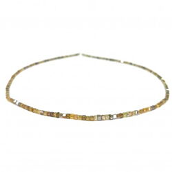 zarte beige Diamant Würfelkette