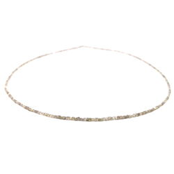zarte beige Diamantwuerfelkette