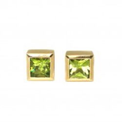 Quadratische goldene Ohrstecker