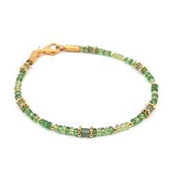 gruenes edelsteinarmband vergoldet mit Tsavorit