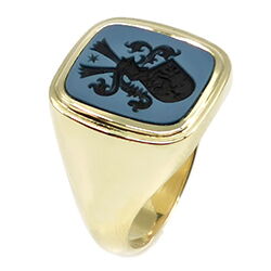 Sigelring mit Lagenstein und Gravur aus Gelbgold Goldschmiede Albath