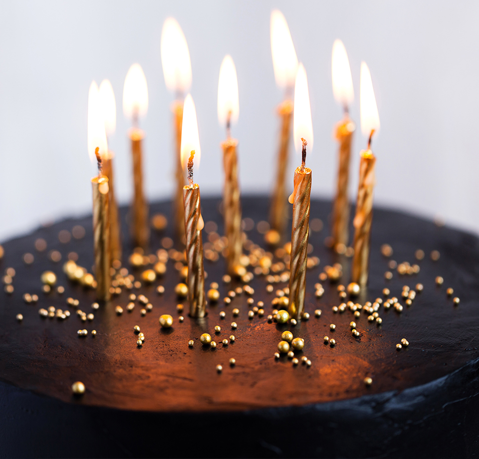 Torte mit goldenen Kerzen Goldschmiede Albath