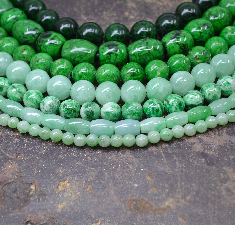 gruene-jrunde-jade-steinketten