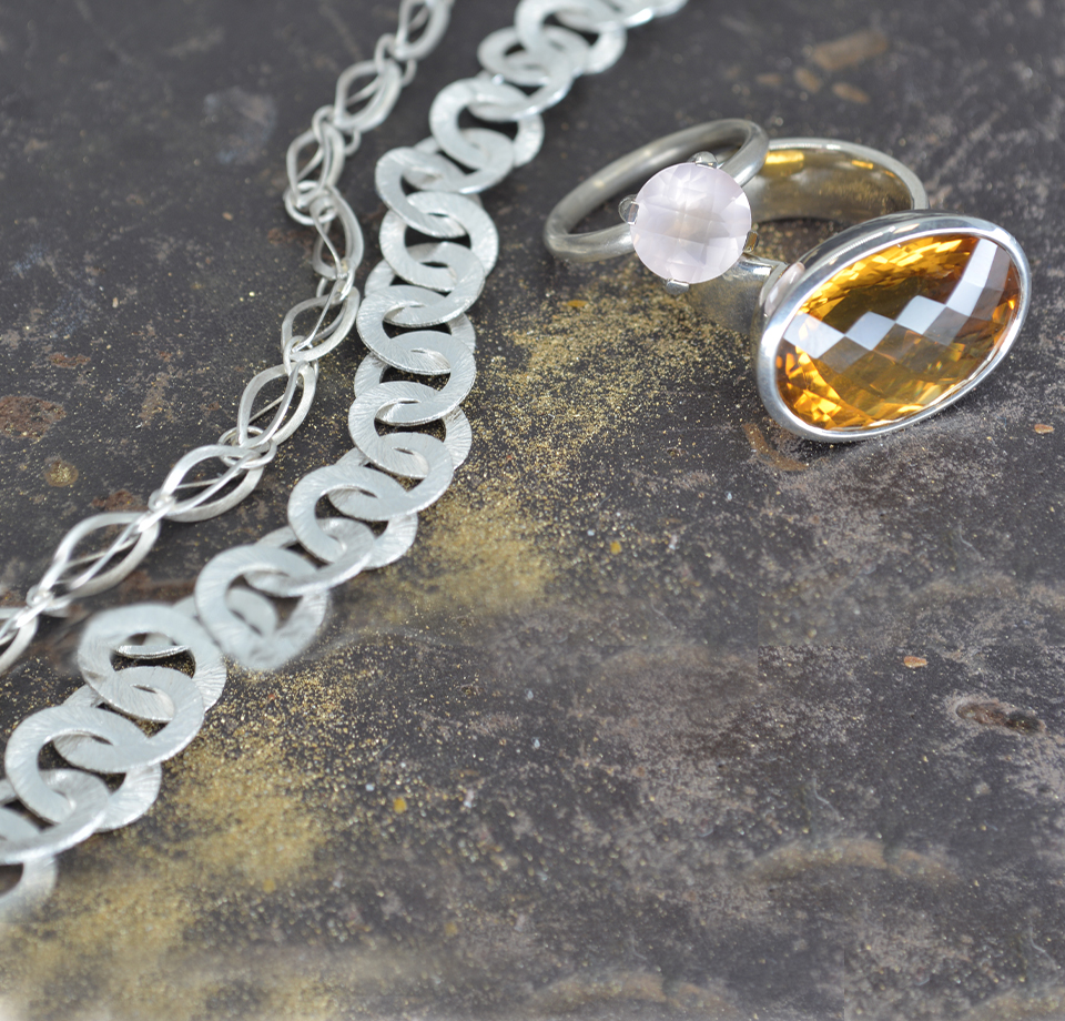 Silberkette und gelber Ring Goldschmiede Albath