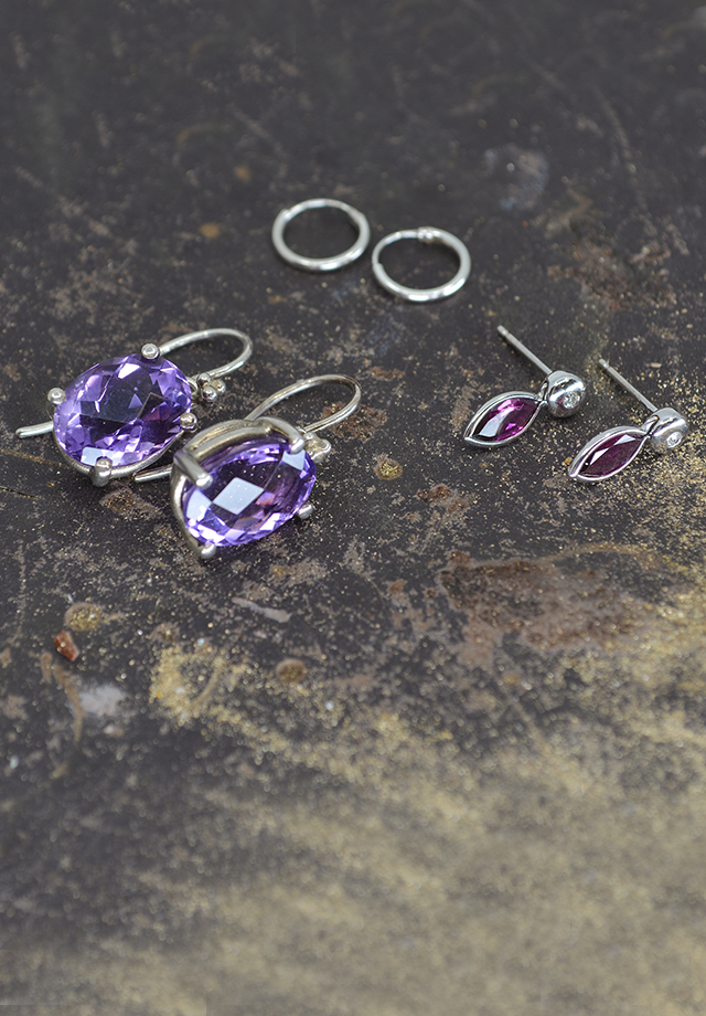 Silberschmuck Ohrringe mit lila Edelsteinen Goldschmiede Albath