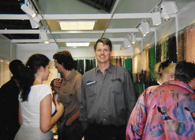 Rainer Albath auf seinem Messestand Goldschmiede Albath